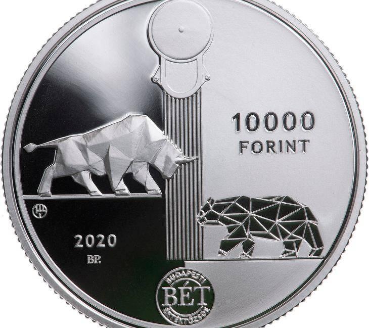 Újabb csúcstámadás a BUX indexnél, átmeneti lehet a forint ereje