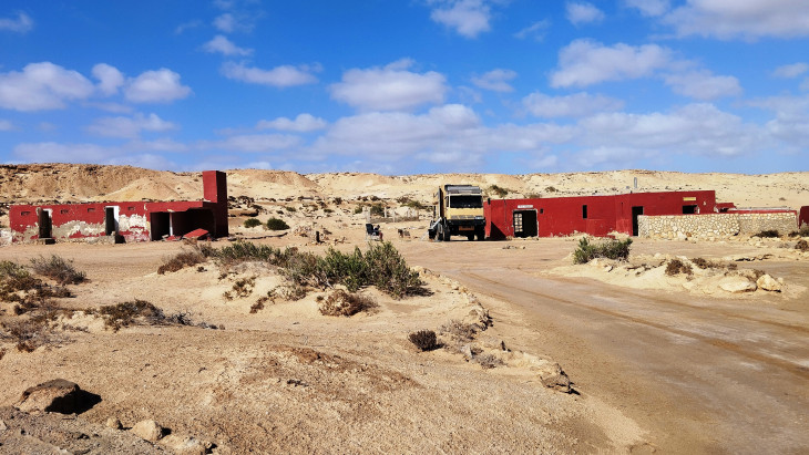 Bezárt étterem a semmi közepén