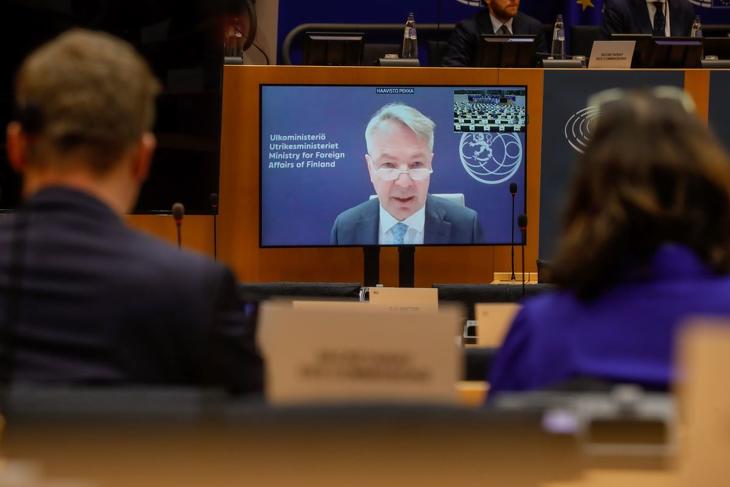 A finnek nagy vasárnapja: egy második NATO-kérelmet is benyújthatnak 