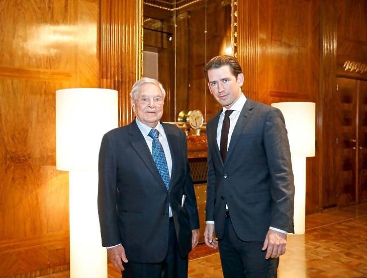 Nagy hepaj lett Ausztriában Orbán mumusának látogatásából