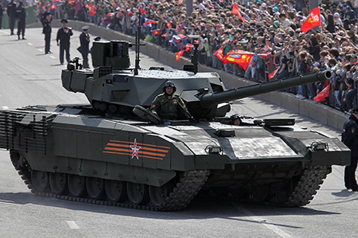 Egy T-14 Armata orosz tank a 2015-ös moszkvai győzelem napi díszszemlén (Fotó: Wikimedia / Vitaly V. Kuzmin)