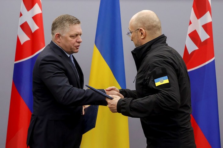  Robert Fico szlovák ls Denisz Smihal ukrán miniszterelnök találkozója Ungváron 2024. január 24-én. Fotó: EPA/UKRAINIAN PM DENYS SHMYHAL TELEGRAM CHANNEL