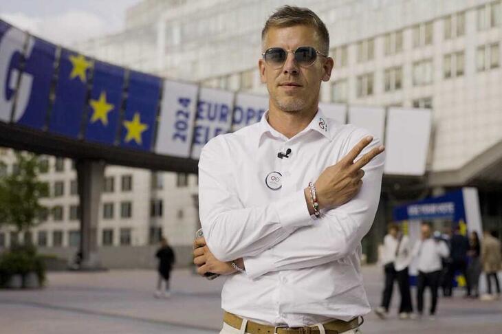 Egy mandátummal beljebb van a politikus