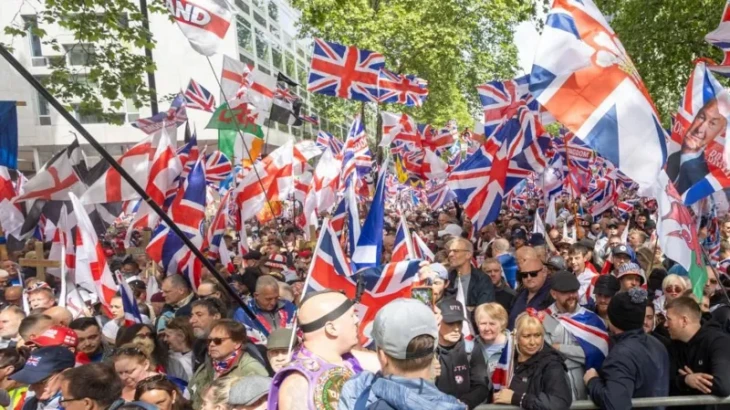 Ma London a tüntetésekről szól