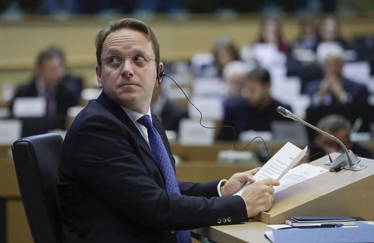 A magyar biztos a Balkánról bővítené az EU-t
