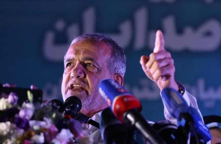 Maszúd Peszeskján annak ellenére hisz a reformokban, hogy Ali Hamenei ajatollah jelöltje volt