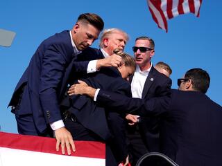 Tényleg belebukott a Trump elleni merényletbe az amerikai titkosszolgálat feje