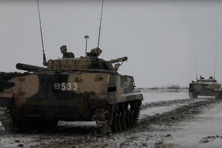 Orosz tankok hadgyakorlata Rosztov régióban 2022. január 26-án. EPA/RUSSIAN DEFENCE MINISTRY