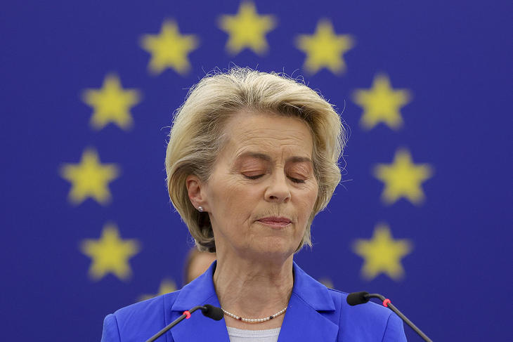 Ursula von der Leyen az Európai Bizottság elnöke maradna. Fotó: MTI/EPA/Julien Warnand 