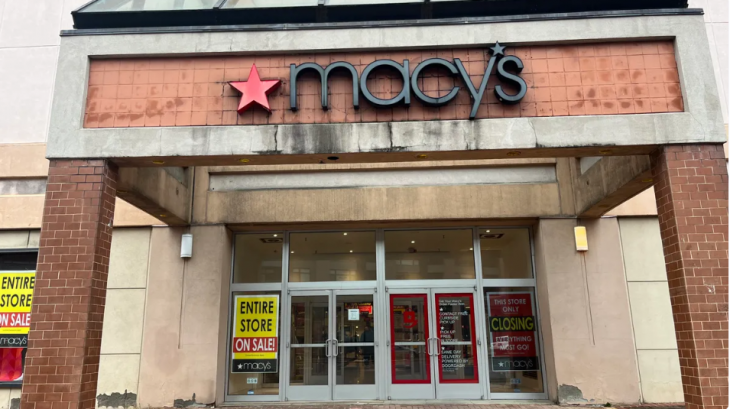 A Macy's sok áruházára került lakat