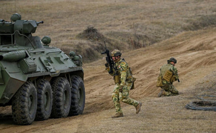 Magyar katonák hadgyakorlaton, idén már 1000 milliárd feletti a terület költségvetése. Fotó: MTI/Czeglédi Zsolt