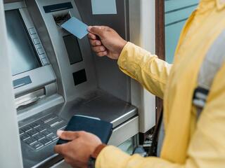 Lázár János bejelentette az ATM-cunamit
