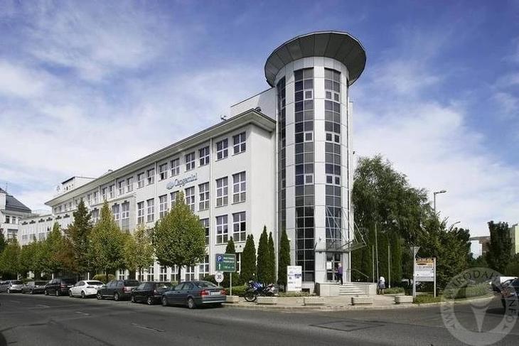 Támad a meleg, és ez bizony sokba kerül az irodákban is!