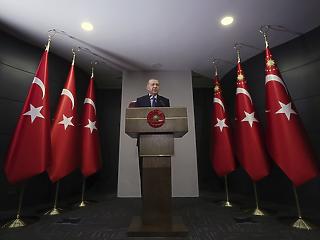 Török devizaválság küszöbén – Erdogan ezzel tereli el a figyelmet