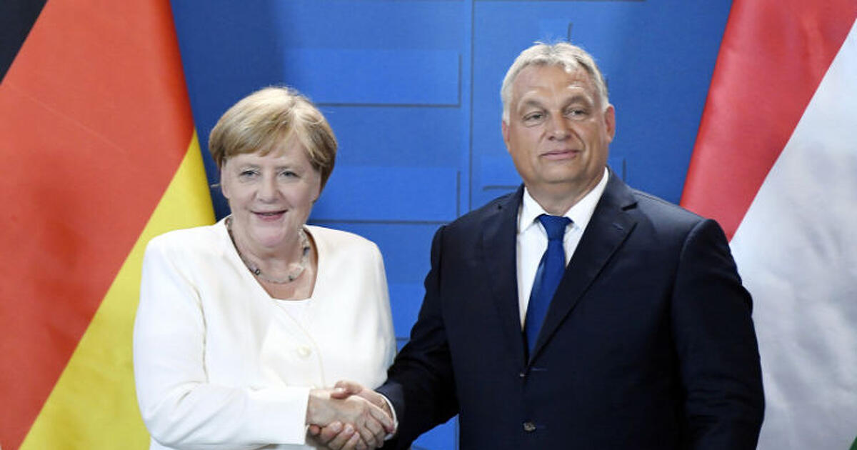 Angela Merkel Budapestre jött