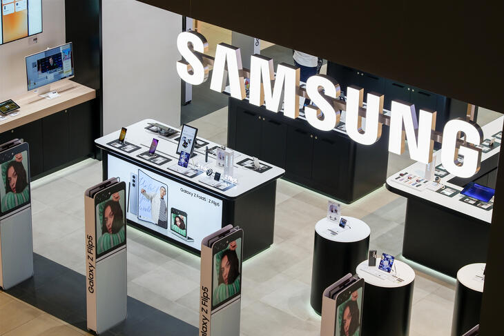 Rakétázik a Samsung, túl van az 1000 milliárdon