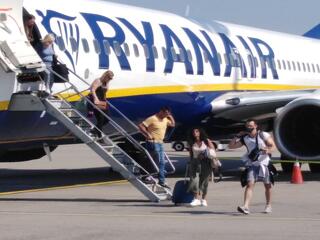 Csúnyán elbántak a Ryanairrel az elkeserítő számok láttán