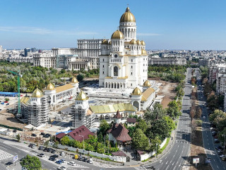 A román Nemzeti Katedrális kiemelkedő épület