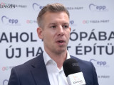 Magyar Péter a Klasszis Médiának nyilatkozik