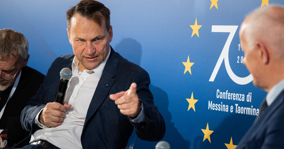 Nagyon kiakadt az Orbán-kormányra a lengyel külügyminiszter