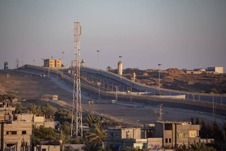 Határkerítés Rafah városánál - Egyiptom és Izrael közt nőnek a feszültségek 