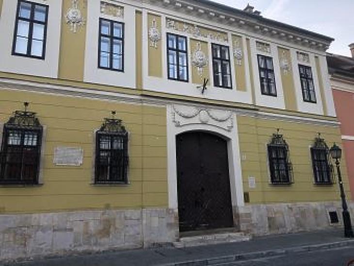 Újabb neves lakásbérlő a Budai Várban