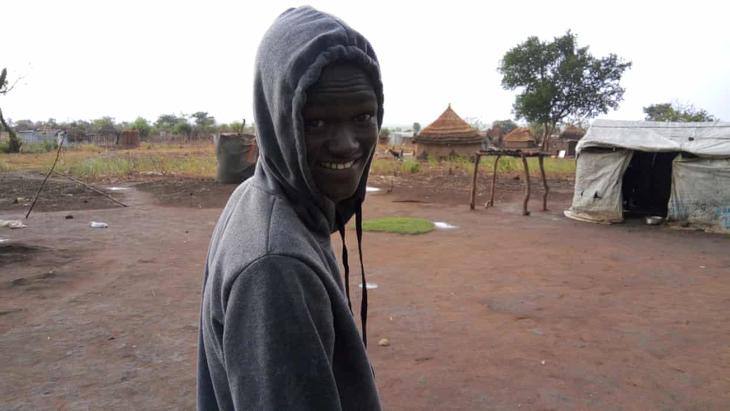 Lual Mayen az ugandai menekülttáborban, ahol felnőtt. (a fotó Lual Mayen tulajdona)