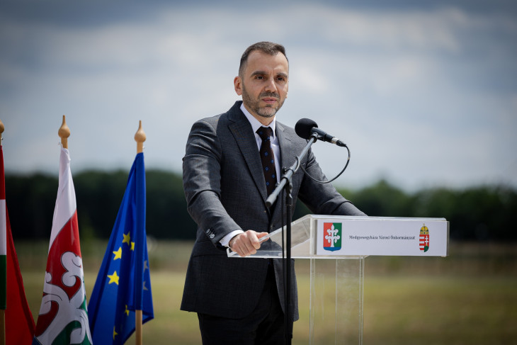 Joó István a HIPA vezére kiáll a vállalatokért