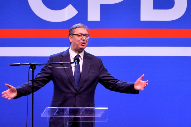 Aleksandar Vučić szélesre tárja új mozgalma karjait is