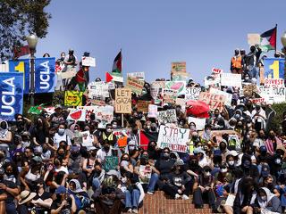 A kaliforniai rendőrség feloszlatta a Palesztináért tiltakozó egyetemisták táborát (videó)