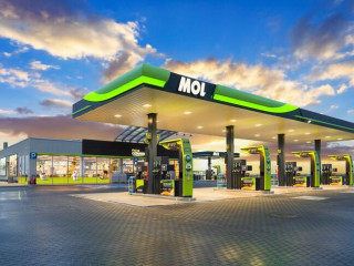 Szépen húzzák fel a napot a Mol-részvények