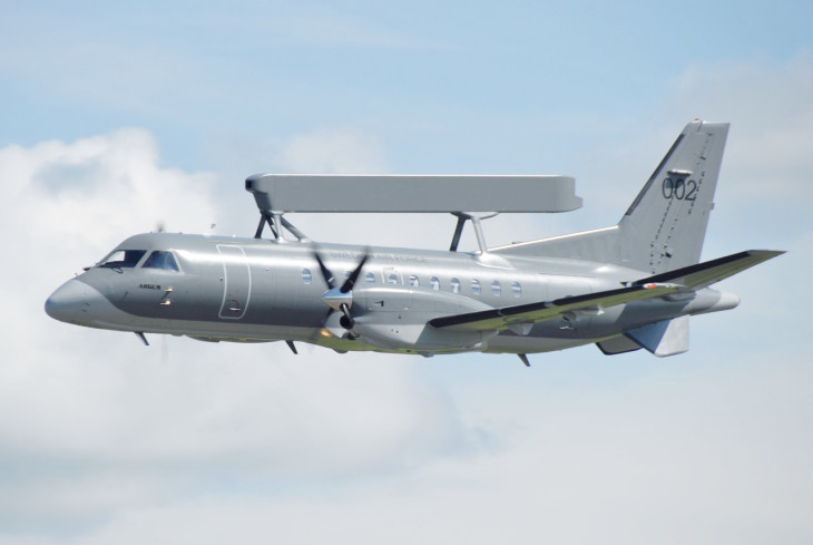 Egy svéd szolgálatban álló Saab-340 Erieye - ennek egy változata irányíthatta a háttérből a pakisztáni gépeket és rakétákat