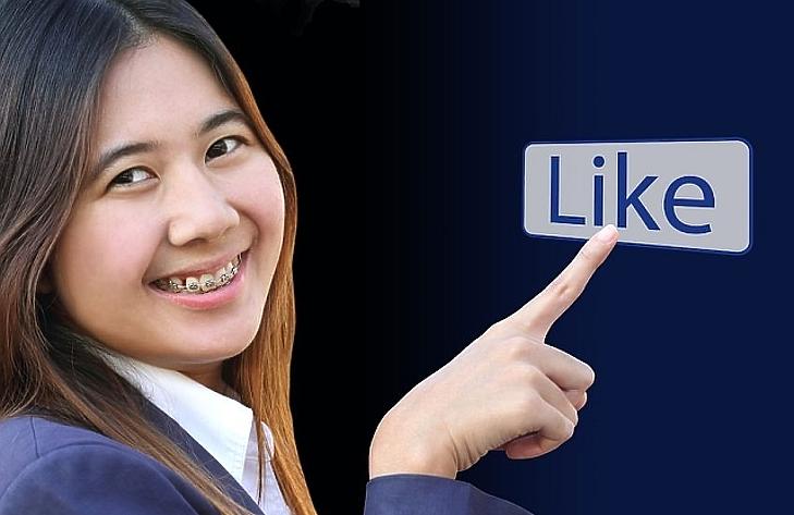 Tőzsdére jön a Wallis, most meg megőrülnek a Facebook-ért