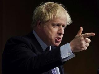 Bejelentette a brit szankciókat Boris Johnson