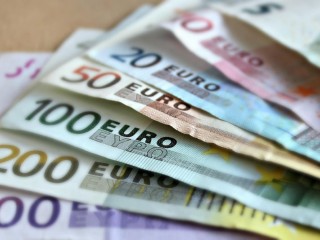 Alig változott hétfőn reggel az euró árfolyama. Fotó: Pixabay