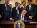 Donald Trump ismét új vámokat jelentett be 