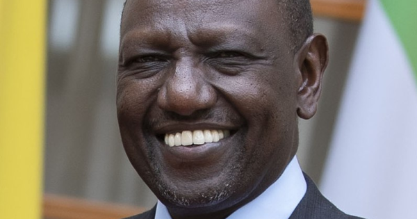 William Ruto kenyai elnöknek most nincs oka mosolyogni