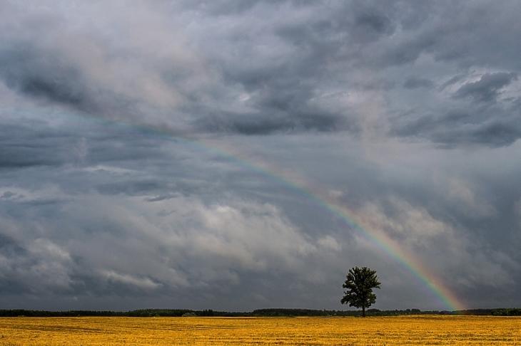 Akár 29 is fok lehet, de az eső is bármikor leszakadhat