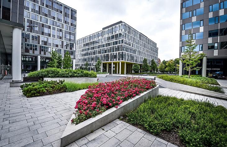 Totális fékezés: csak egy új irodaház lett kész a második negyedévben