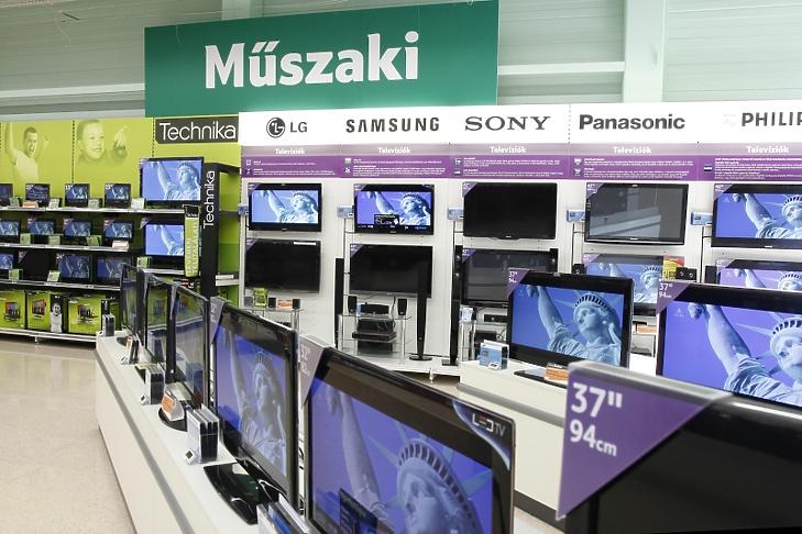 Beköltözik a Media Markt a Tescóba – kirúgják a dolgozókat?