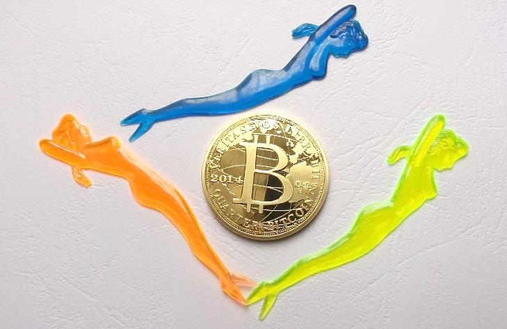 Beszorult a forint, már a JP Morgan is kriptót csinál