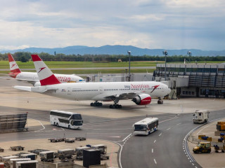 Nem jött be a reptér bővítési terve, nem épül új kifutópálya Magyarország szomszédjában