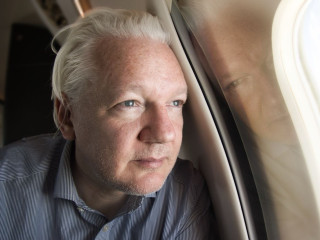 Julian Assange úton Bangkok felé, 2024. június 25 