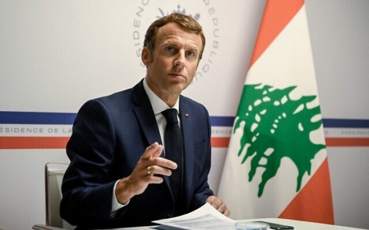 Macron Franciaországa tűzszünetet és tárgyalásokat javasol. Fotó: Christophe Simon/AFP