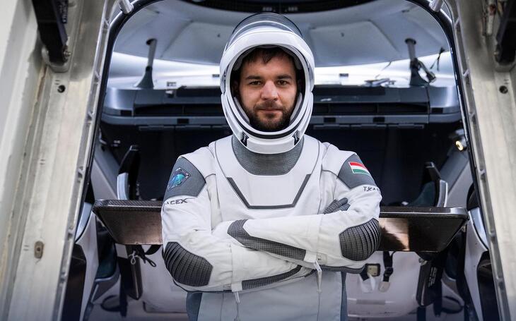 Kapu Tibor órákig keringeni fog a Föld körül