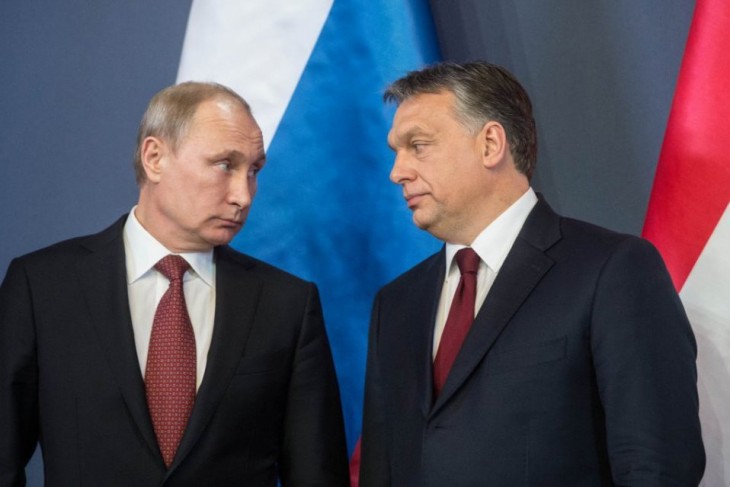 Maradt a függőség. Vlagyimir Putyin orosz elnök és Orbán Viktor miniszterelnök Budapesten 2015. február 17-én. Fotó: kormany.hu/Botár Gergely