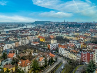 Nagyon elszálltak a lakásárak Budapest legnépszerűbb kerületében