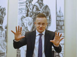 „A magyarok szeretik a drámát” – megvan, mivel szerelik le Szijjártó Pétert Brüsszelben