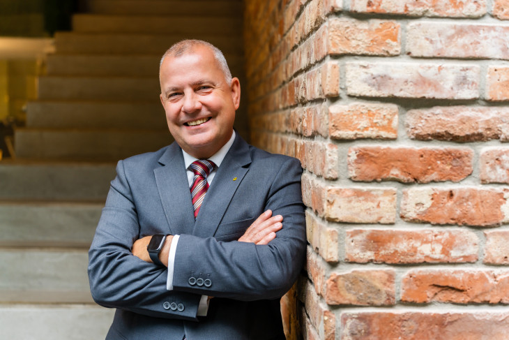 Bálint Attila, a Raiffeisen Bank privátbanki üzletágának ügyvezető igazgatója