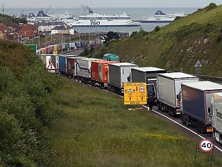 Súlyos fennakadások lehetnek Nagy-Britanniában a rendezetlen Brexit miatt
